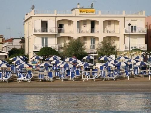 Hotel Toscana Marotta Extérieur photo